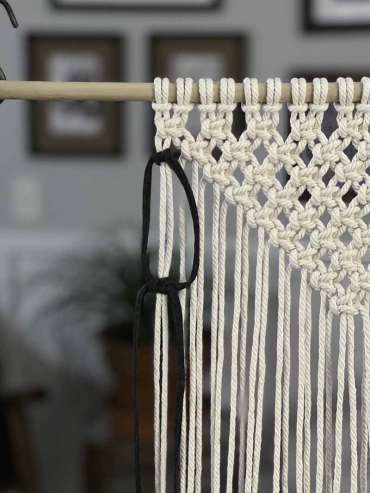 Macrame Wall Hanging with Square Knots - Macra-Made